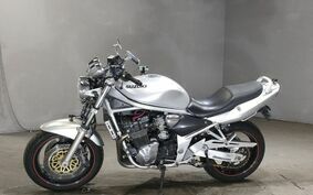 SUZUKI BANDIT 1200 2002 GV77A