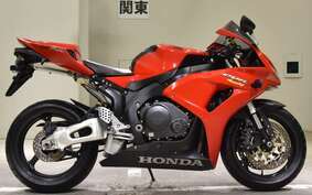 HONDA CBR1000RR 2006 SC57