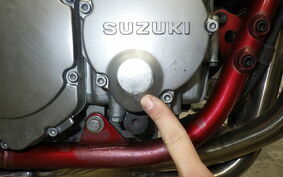 SUZUKI GSF750 1997 GR7EA