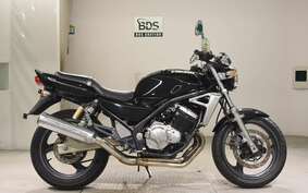 SUZUKI GSX250FX ZR250C