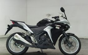 HONDA CBR250R MC41