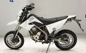 KAWASAKI KLX125D TRACKER LX125D