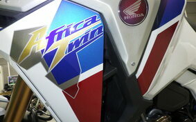 HONDA CRF1100L AFRICA TWIN DCT 2019 SD10