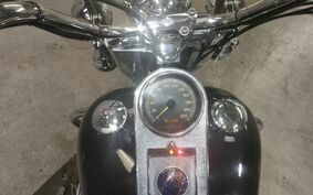 HARLEY FLSTC 1450 2001 BJY