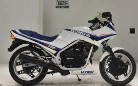 HONDA VT250FE MC08