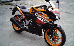 HONDA CBR250R MC41