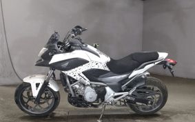 HONDA NC 700 X RC63