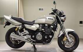 YAMAHA XJR1200 1995 4KG