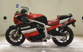 SUZUKI GSX-R750 1986 GR71F