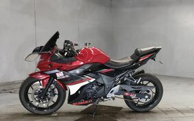 SUZUKI GSX250R DN11A