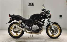 SUZUKI GSX250FX ZR250C