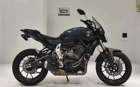 YAMAHA MT-07 2015 RM07J