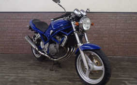 SUZUKI BANDIT 250 GJ74A