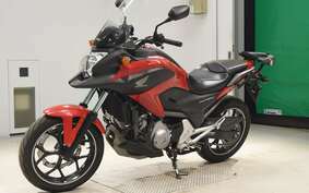 HONDA NC 700 X 2013 RC63