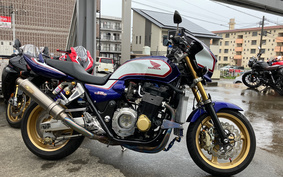 HONDA CB1300SF SUPER FOUR 2002 SC40