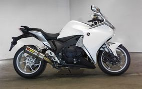 HONDA VFR1200F 2010 SC63