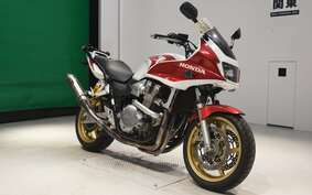 HONDA CB1300SB SUPER BOLDOR A 2006 SC54