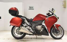 HONDA VFR1200F DCT 2010 SC63