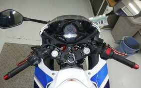 HONDA CBR250R GEN 3 MC41