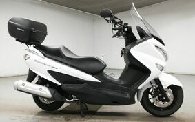 SUZUKI SKYWAVE 200 (Burgman 200) CH41A