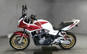 HONDA CB1300SB SUPER BOLDOR 2009 SC54