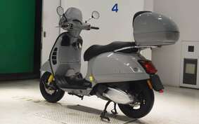 VESPA GTS300 SUPER 2020