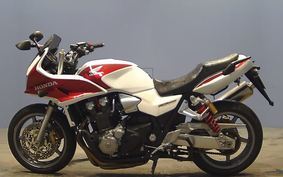 HONDA CB1300SB SUPER BOLDOR A 2013 SC54