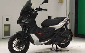 APRILIA SR GT200