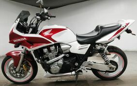 HONDA CB1300SB SUPER BOLDOR 2005 SC54