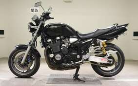 YAMAHA XJR1300 2001 RP03J