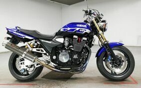 YAMAHA XJR1300 2000 RP03J