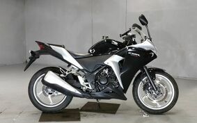 HONDA CBR250R MC41