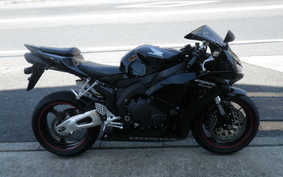 HONDA CBR1000RR 2006 SC57