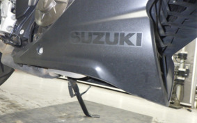 SUZUKI GIXXER 250 SF