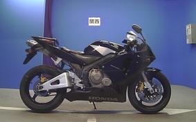 HONDA CBR600RR 2004 PC37