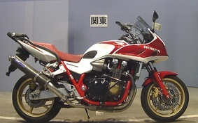 HONDA CB1300SB SUPER BOLDOR A 2006 SC54