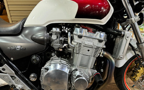 HONDA CB1300SF SUPER FOUR 2000 SC40