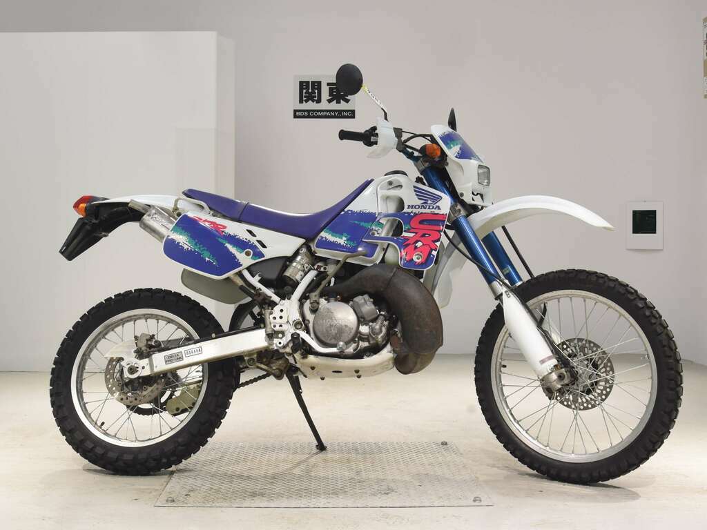 Хонда 250 2т. Honda CRM 250 R. Crm250r. Защита резонатора 2т Хонда СРМ 250 мк2.