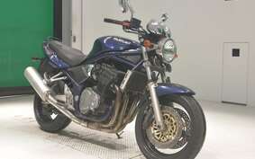 SUZUKI BANDIT 1200 2000 GV77A