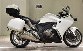 HONDA VFR1200F DCT 2010 SC63