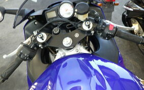 YAMAHA YZF-R6 2000