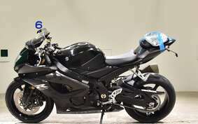 SUZUKI GSX-R1000 2005 B6111