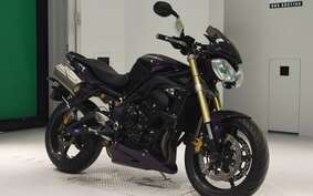 TRIUMPH STREET TRIPLE 2011