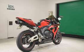 HONDA CBR1000RR 2006 SC57