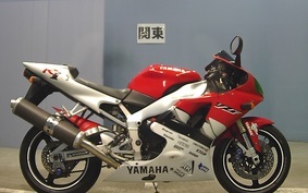 YAMAHA YZF-R1 1999 RN01