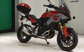 BMW F900XR 2021