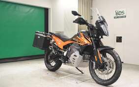 KTM 890 ADVENTURE	 2023 TS640