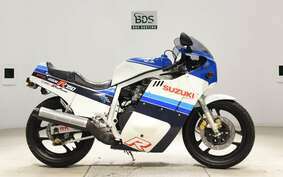 SUZUKI GSX-R750 1985 GR71F