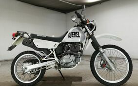 SUZUKI DJEBEL 200 (DR200SE) SH42A