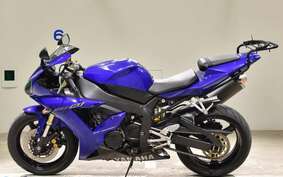 YAMAHA YZF-R1 2002 RN09